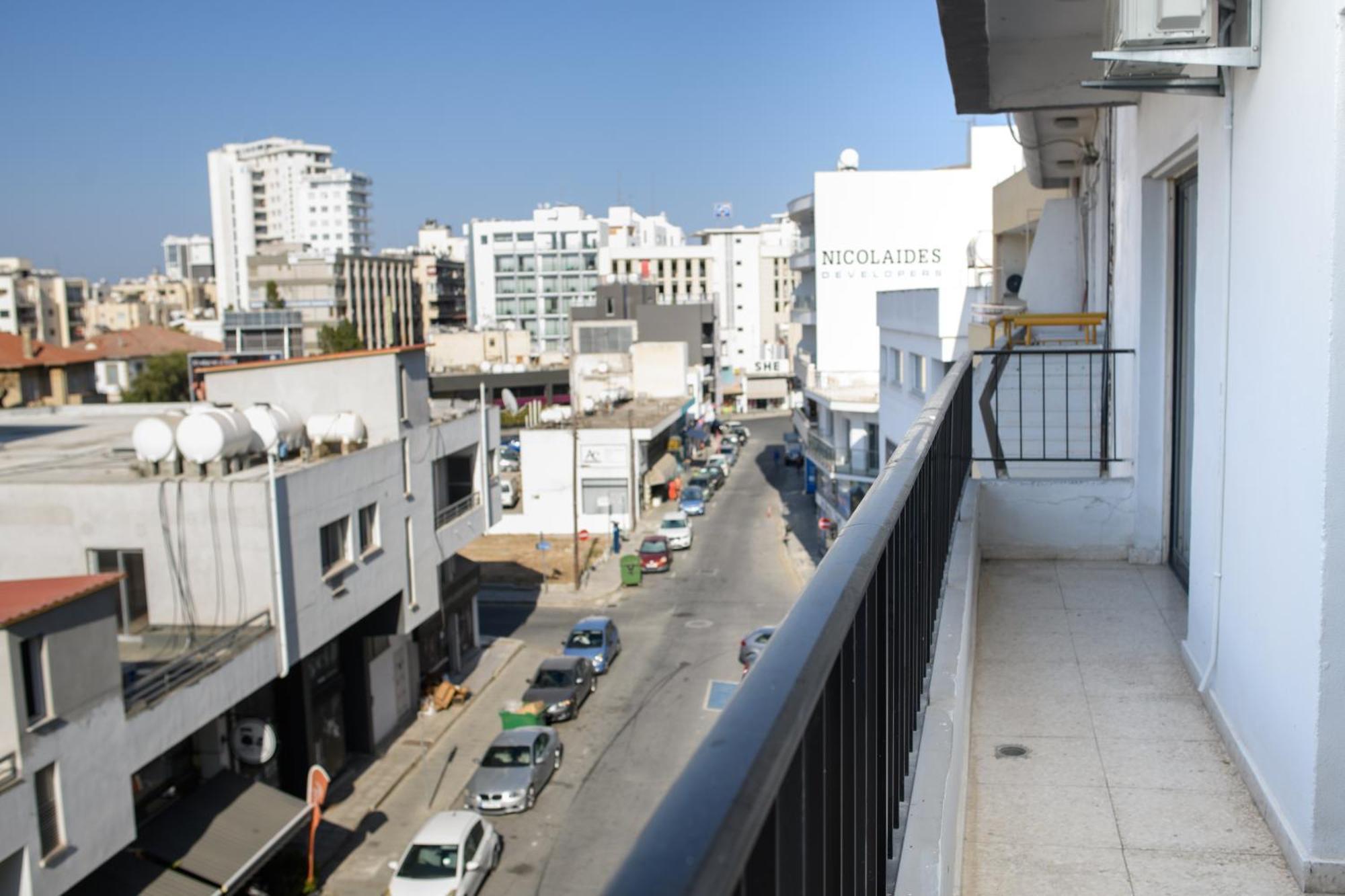Ollies 3 Bedroom Apartment Larnaca Exterior foto